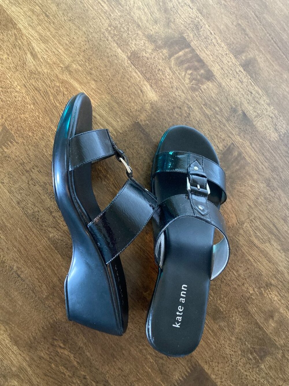 kate ann Wedge Sandals for Women Tiffany Black Size 8 JCPenney NIB!